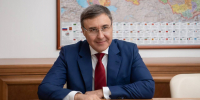 Поздравления сегодня по всей стране принимают профессора и доценты, преподаватели и ассистенты – те, кто посвятил жизни благородному преподавательскому труду. - Технологический университет